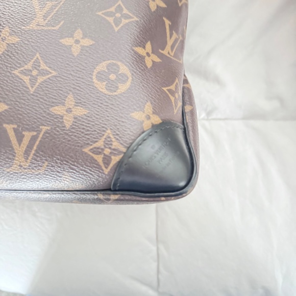 Louis Vuitton Odeon NM PM Noir Complete Set with Dust Bag, Box, Ribbon and Tags - Picture 8 of 15